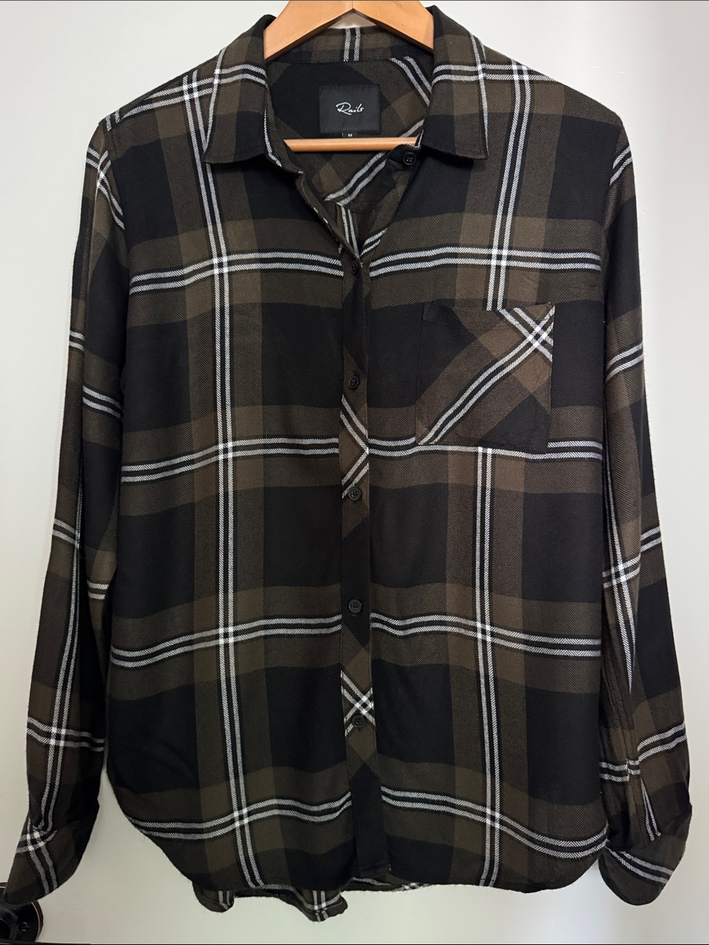 RAILS Women's Hunter Black Moss & Ivory Plaid Button-Down Shirt ~ Medium